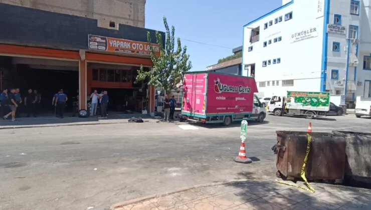 Gaziantep’te Kamyonet Çarpan 9 Yaşındaki Suriyeli Kız Hayatını Kaybetti