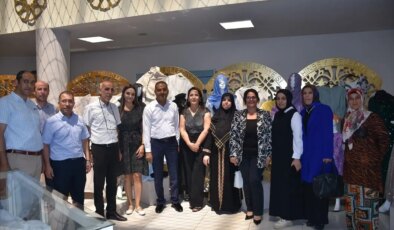 Gaziantep’te Kursiyerlerin El İşi Ürünleri Sergilendi