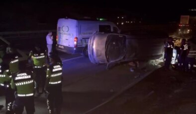 Gaziantep-Şanlıurfa Otoyolu’nda Feci Kaza: 2 Kadın Hayatını Kaybetti