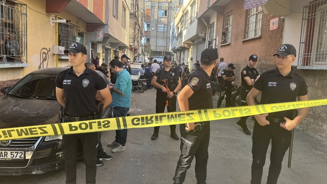 Gaziantep’te bir kişi karısını öldürdükten sonra intihar etti