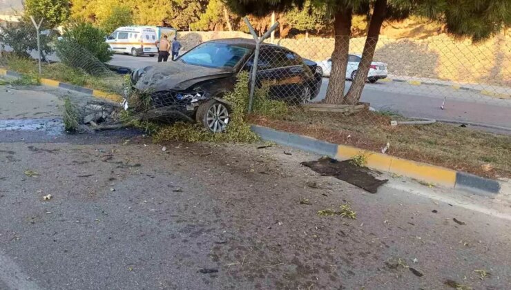 Gaziantep’te Otomobil Kazası: 1 Yaralı