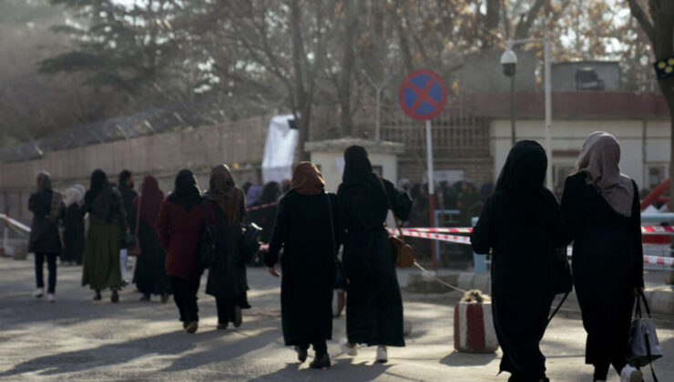 Taliban, Afgan üniversitelerinde kadınların yazdığı kitapları yasakladı