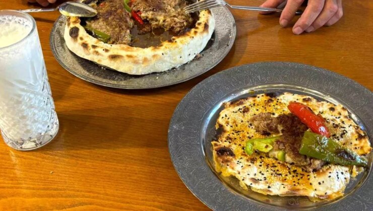 Gaziantep’in Lezzet Merkezinde Yeni Trend: Kiremitte Lavaş Kebabı