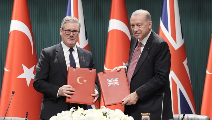 Türkiye-İngiltere Eurofighter imzalarını attı