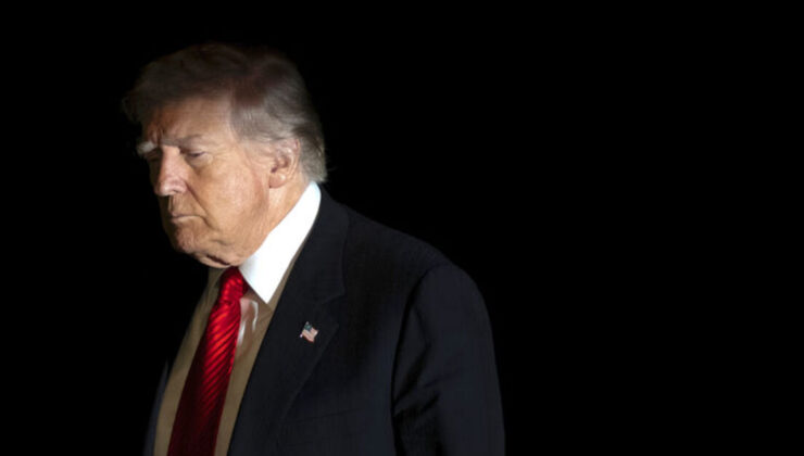 ABD’de anket katılımcılarının yüzde 64’ü Trump’ın yetkisini kullanmada ‘ileri gittiği’ görüşünde