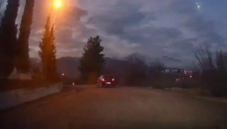 Görenleri şaşkına döndürdü! Karabük’te gökyüzü bir anda aydınlandı