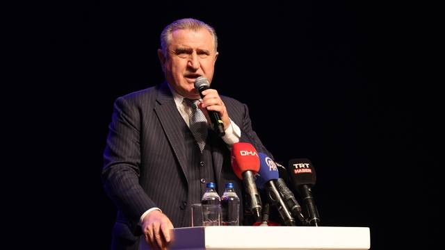 Gençlik ve Spor Bakanı Bak: “Savunma sanayisinde her alanda yatırım yapan bir Türkiye var”