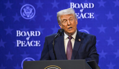 Açılışı Trump yaptı: Gazze Barış Kurulu için imzalar atıldı