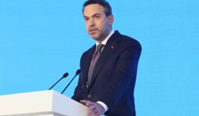 Bakan Bayraktar’dan Ayder Forumu’nda net mesaj: Enerjide dışa bağımlılığı bitireceğiz