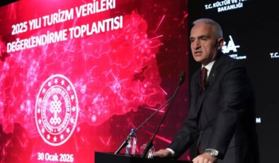 Cumhuriyet tarihinde bir ilk! Turizm geliri 65.2 milyar dolarla rekor kırdı