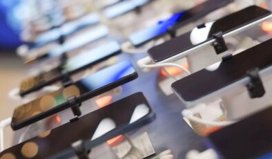 Piyasan çekildiler! Dünyaca ünlü şirket artık telefon üretmeyecek