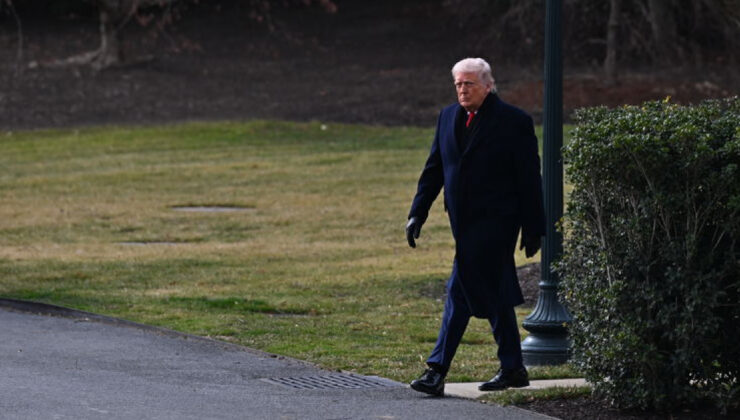 Trump, Danimarka’nın Grönland’ı “Rus tehdidinden korumak için hiçbir şey yapamadığını” savundu