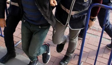 İstanbul merkezli 11 ildeki FETÖ operasyonunda yakalanan 52 vergi müfettişi tutuklandı