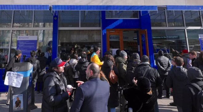 Kente ilk ücretsiz market açıldı! Tek kuruş ödemeden poşetleri doldurdular