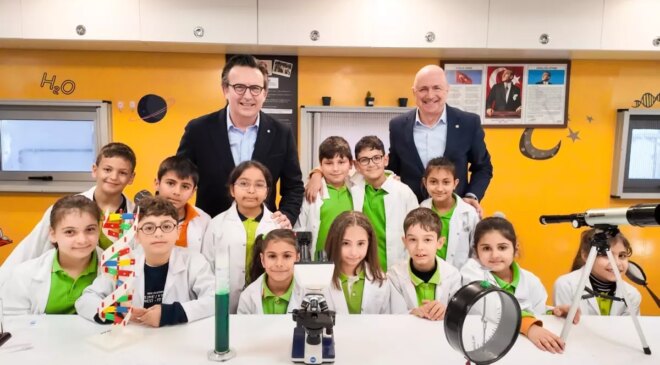 MediaMarkt Türkiye ve TEGV’den deprem bölgesinde 11 bini aşkın çocuğa nitelikli eğitim desteği