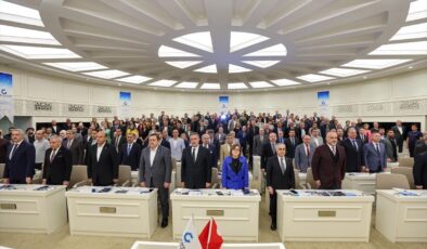 Gaziantep Kent Konseyi Başkanı Güzelbey, güven tazeledi