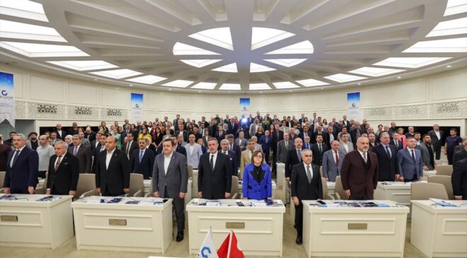 Gaziantep Kent Konseyi Başkanı Güzelbey, güven tazeledi