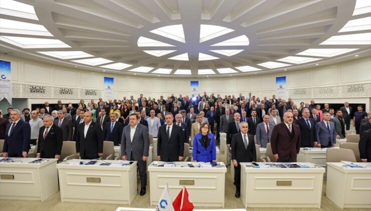 Gaziantep Kent Konseyi Başkanı Güzelbey, güven tazeledi
