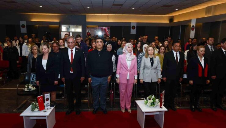 Gaziantep Kolej Vakfı’nda buruk 23 Nisan