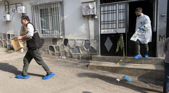 Gaziantep’te bir çocuk tartıştığı babasını öldürdü