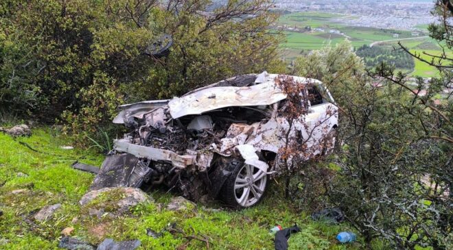 Gaziantep’te devrilen otomobilin sürücüsü öldü