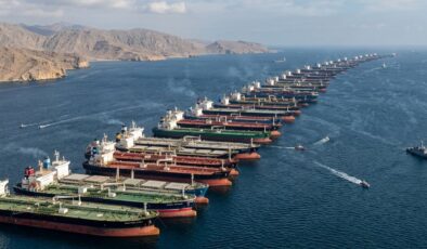 İran, Hürmüz Boğazı’nın yeniden açılması için savaş tazminatı talep etti