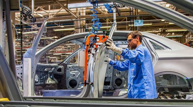 Otomotiv devinden radikal karar! Yeni otomobil için en ucuz 2 modeli kaldırdı