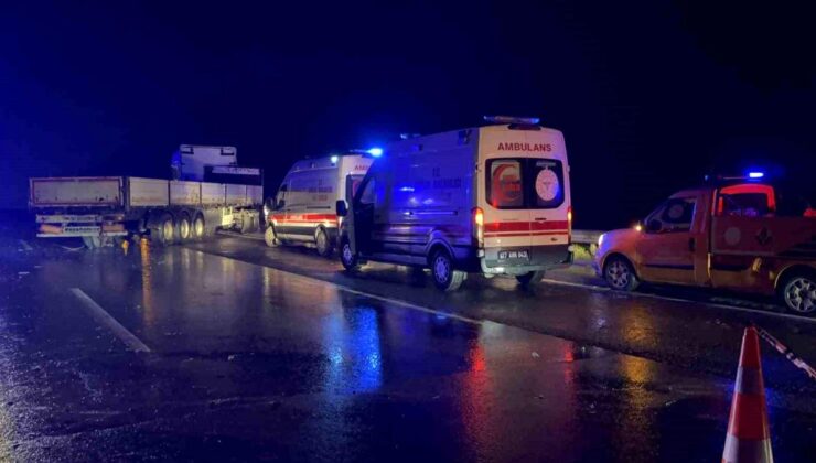 Tarsus-Adana-Gaziantep Otoyolu’nda kamyonet tırla çarpıştı: 1 ölü, 1 yaralı