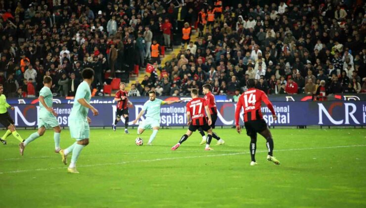 Trendyol Süper Lig: Gaziantep FK: 3 Kayserispor: 0 (Maç sonucu)