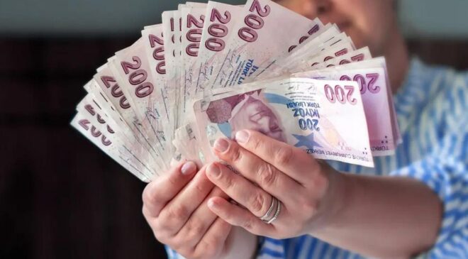 AK Parti’nin seçim kozu: İşte en düşük emekli maaşı için konuşulan çılgın rakam