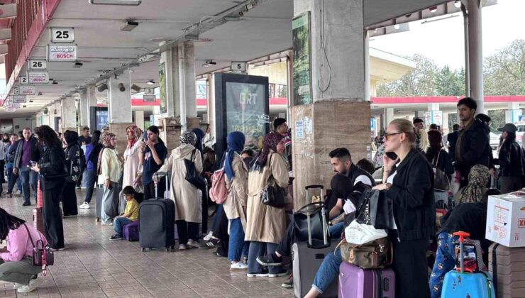 Gaziantep otogarında Kurban Bayramı yoğunluğu başladı