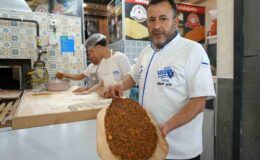 Gaziantep’in tescilli lezzeti lahmacun 180 TL’den satılıyor