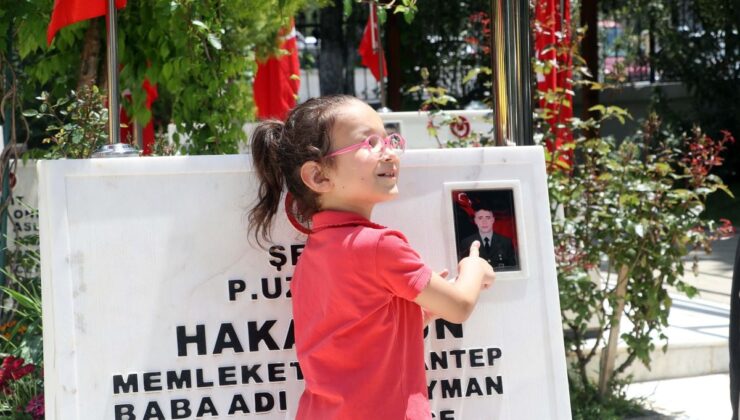 Gaziantep’te Kurban Bayramı öncesi mezarlık ve şehitliklerde yoğunluk