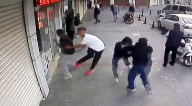 Gaziantep’te silahlı kavgada 4 kişi yaralandı: O anlar kamerada