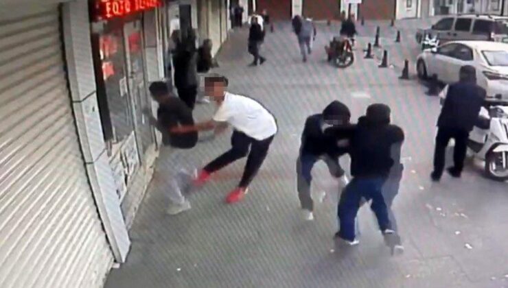 Gaziantep’te silahlı kavgada 4 kişi yaralandı: O anlar kamerada