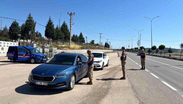 Jandarmadan bayram trafiği denetimi ve huzur-güven uygulaması