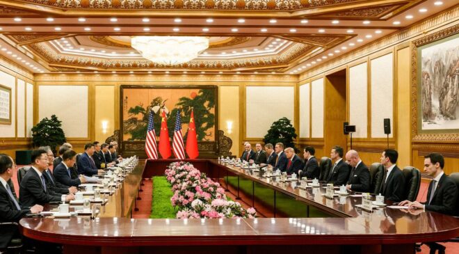 Pekin’deki Trump-Şi zirvesinden yansıyan fotoğrafa "Liyakat" tepkisi