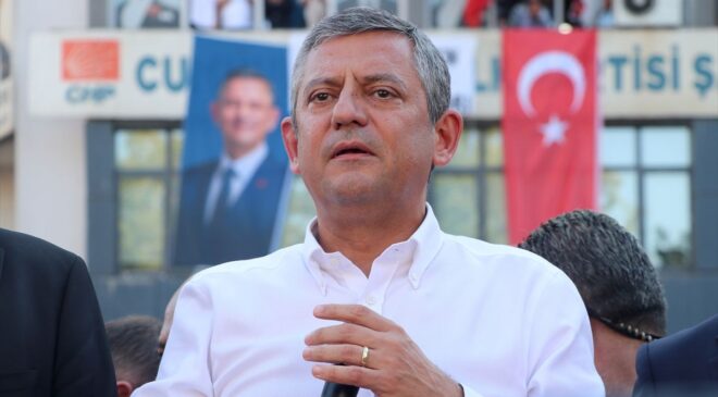CHP Grup Başkanı Özel, Gaziantep’te temaslarda bulundu