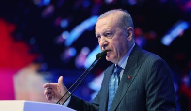 Cumhurbaşkanı Erdoğan’dan ihracatçıya müjde: Reeskont kredilerinin yıllık limitini 5 milyar liraya çıkarıyoruz