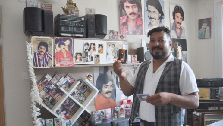 Ferdi Tayfur sevgisini evinde yaşatıyor