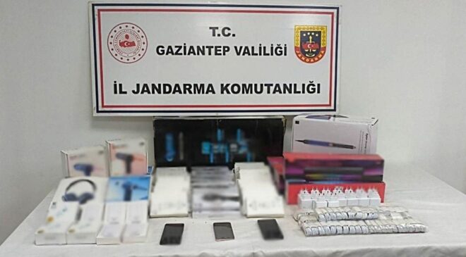 Gaziantep’te 1,4 milyon TL değerinde kaçak malzeme ele geçirildi: 2 gözaltı
