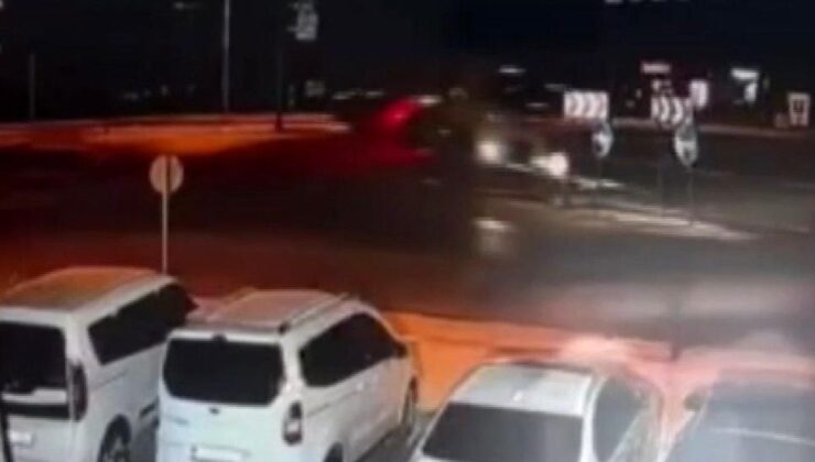Gaziantep’te arpa yüklü tırın devrilme anı kamerada