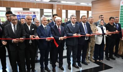 Gaziantep’te cezaevi personeli ve mahkumlarca yapılan el sanatları sergisi açıldı