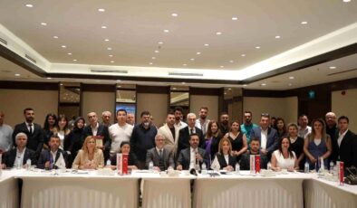 Gaziantep’te "Ekonomiye Yön Verenler" zirvesi düzenlendi