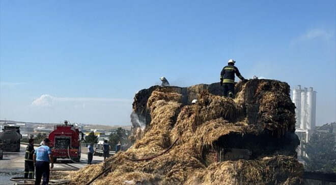 Gaziantep’te saman yüklü tırda çıkan yangın söndürüldü