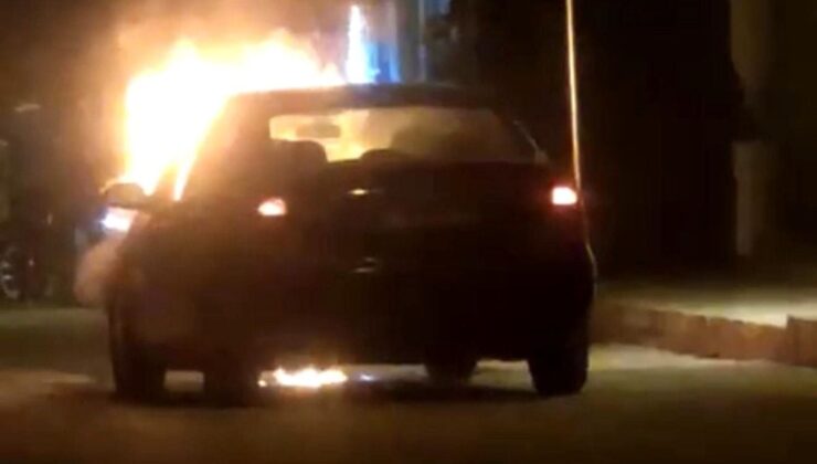 Gaziantep’te seyir halindeki otomobil alev aldı