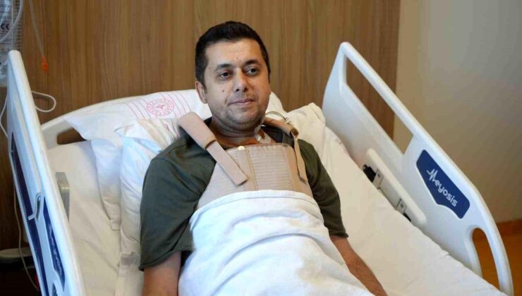 Hataylı hasta 90 cm yapay damarla sağlığına kavuştu