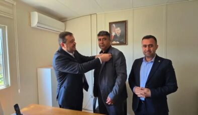 İslahiye’de CHP’li belediye meclis üyesi AK Parti’ye katıldı