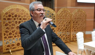 Şahinbey’de okul müdürleriyle yıl sonu değerlendirme toplantısı yapıldı