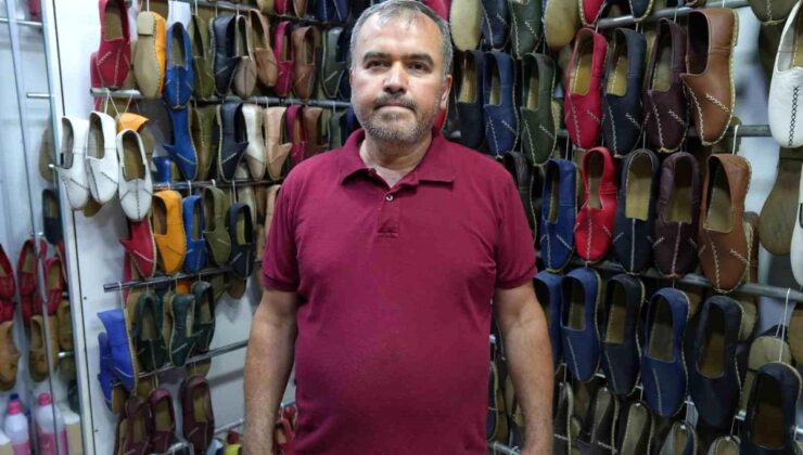 Ustaların ellerinde şekillenen yemeni, raflardaki yerini alıyor